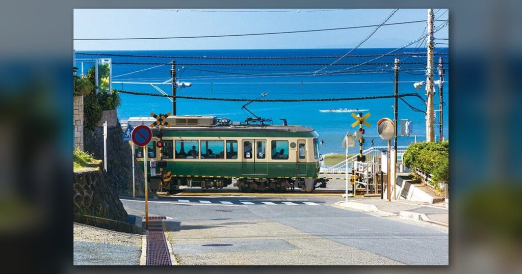 『鎌倉高校前踏切（神奈川）』300ピース（ビバリー）